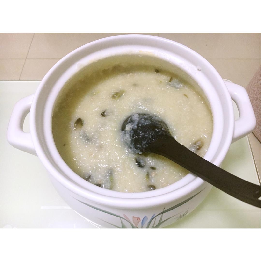 十五分钟快手之香滑皮蛋瘦肉粥(附五分钟电饭煲电压力锅更快捷方法)