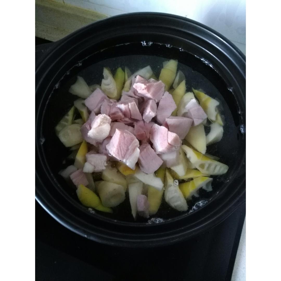 腌笃鲜