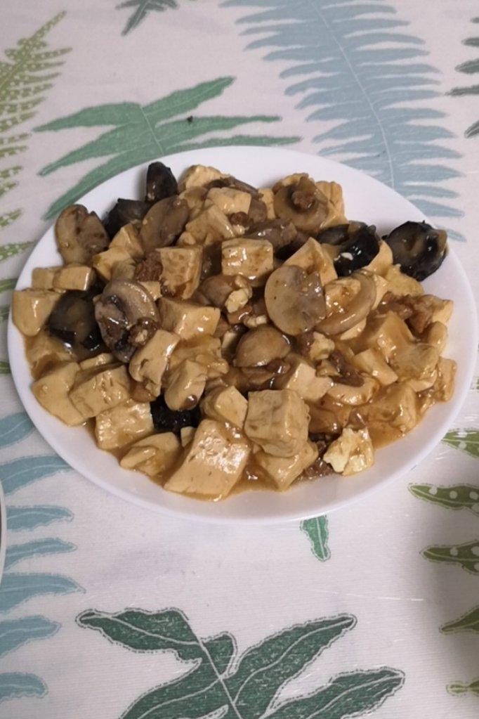 口蘑炒豆腐