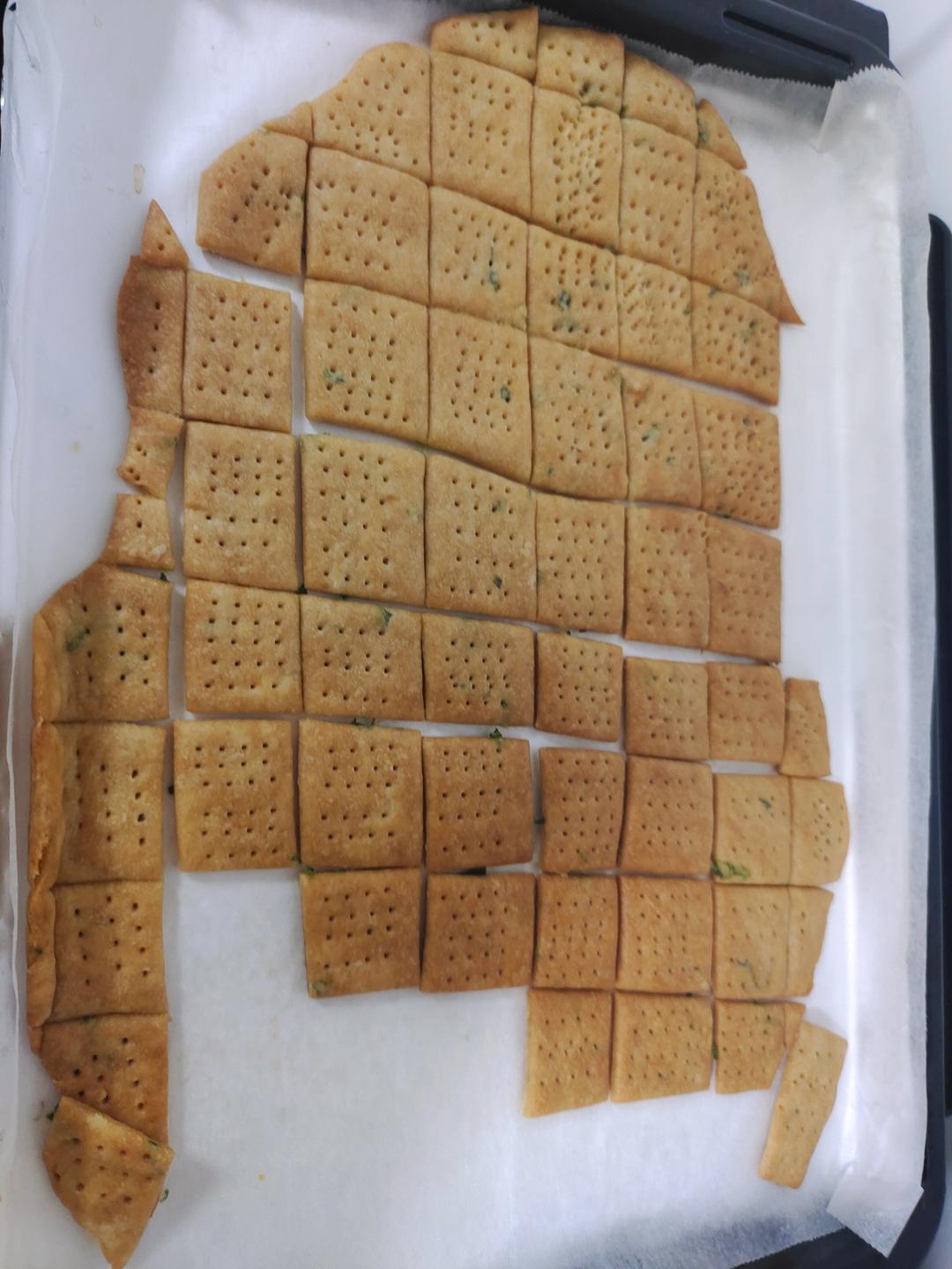 香葱苏打饼干   葱香味浓   酥松无比   无糖低油   养胃减肥  附细节视频