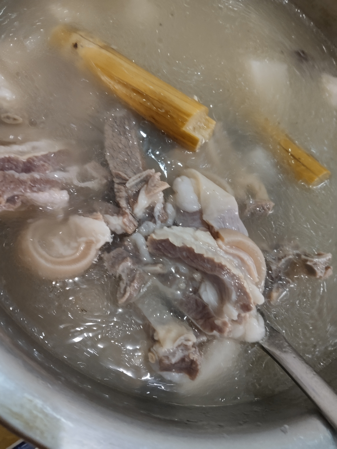 竹蔗白萝卜羊肉汤(高压锅版)的做法