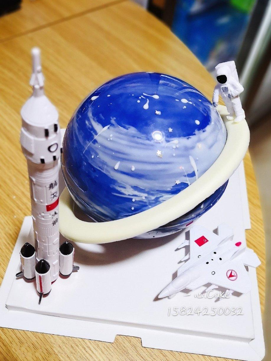 星球蛋糕