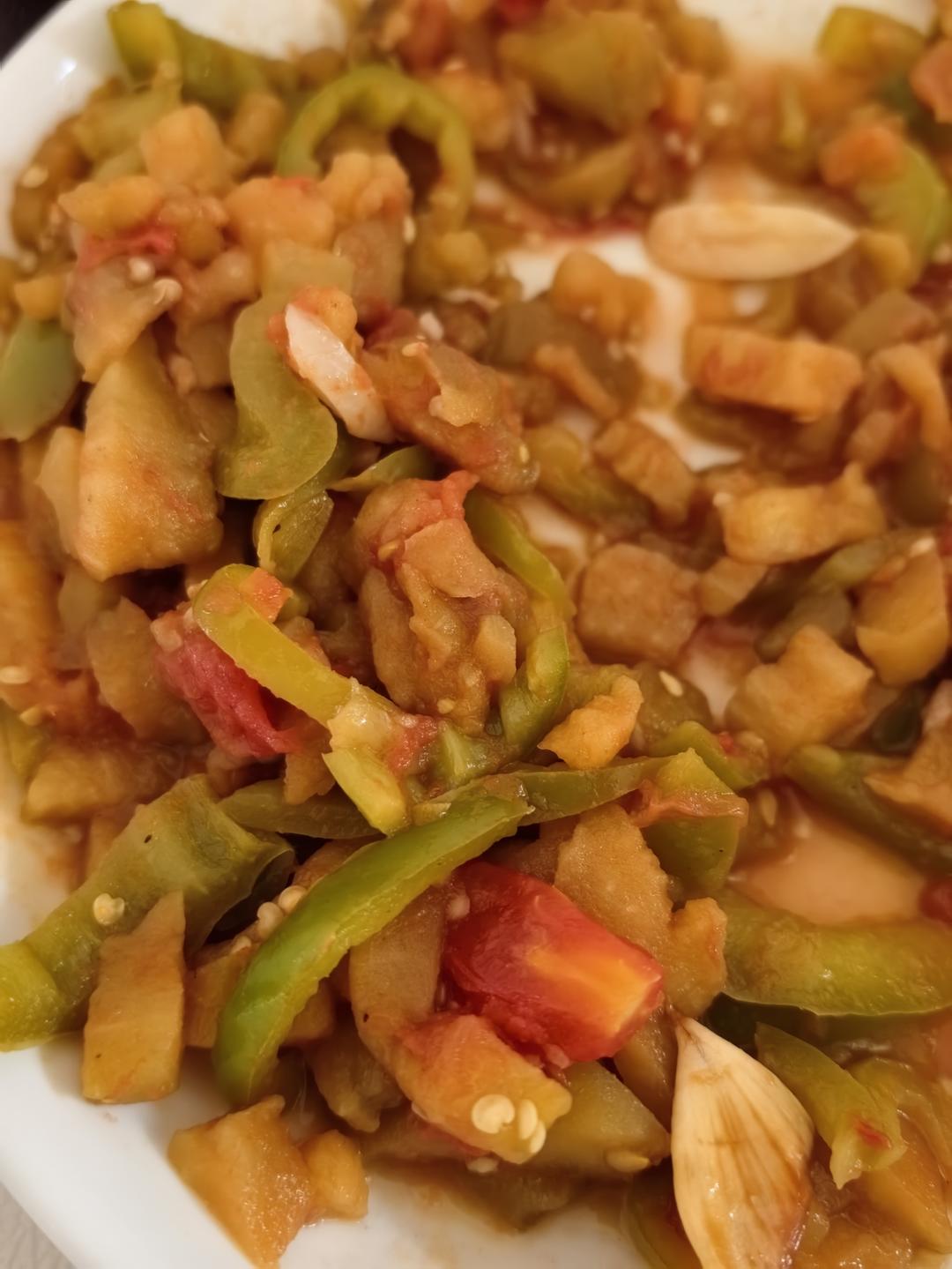 茄子炒青椒西红柿