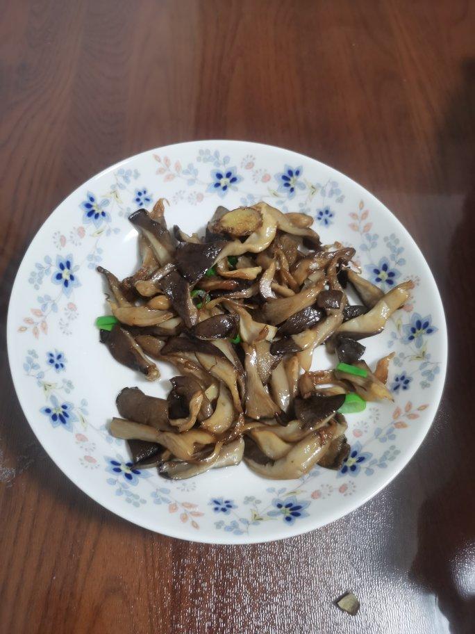 素炒平菇
