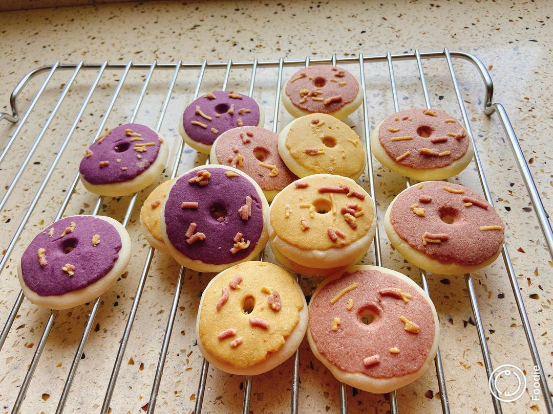 甜甜圈造型饼干/不开裂面团