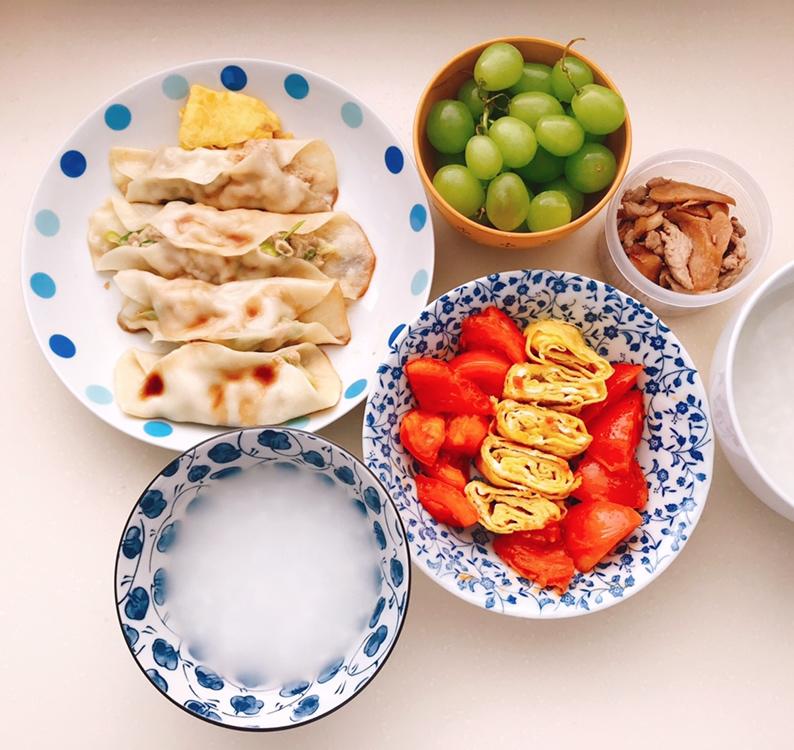 三鲜锅贴