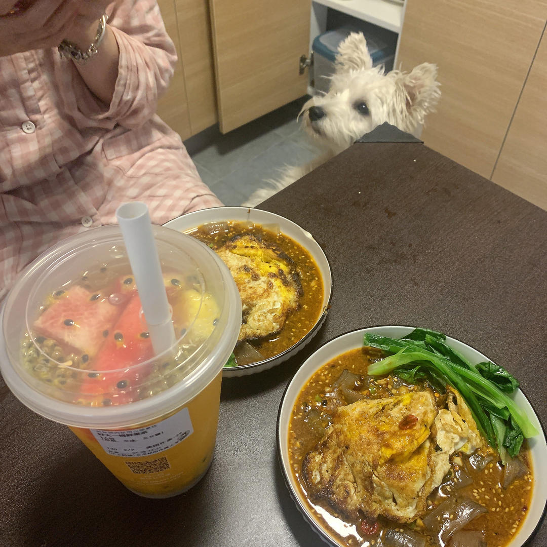 秒杀小夜市的麻酱流汁宽粉