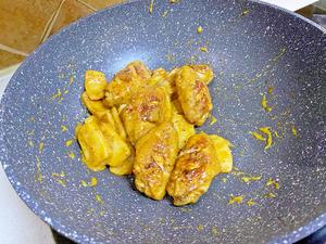 超级下饭💯油腐乳鸡翅炒年糕的做法 步骤9