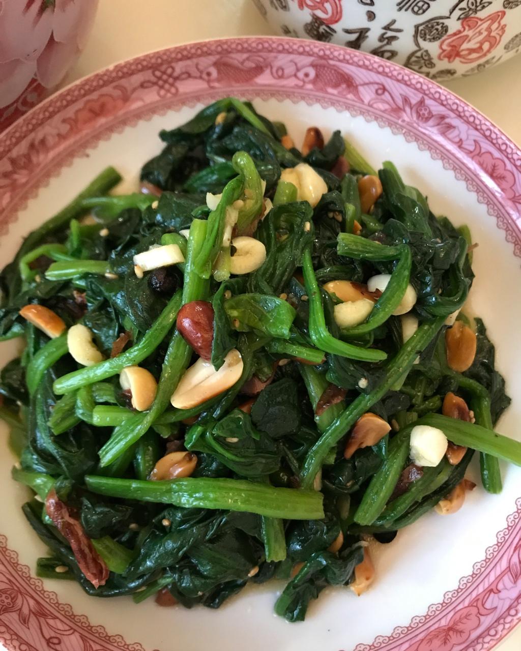 果仁菠菜