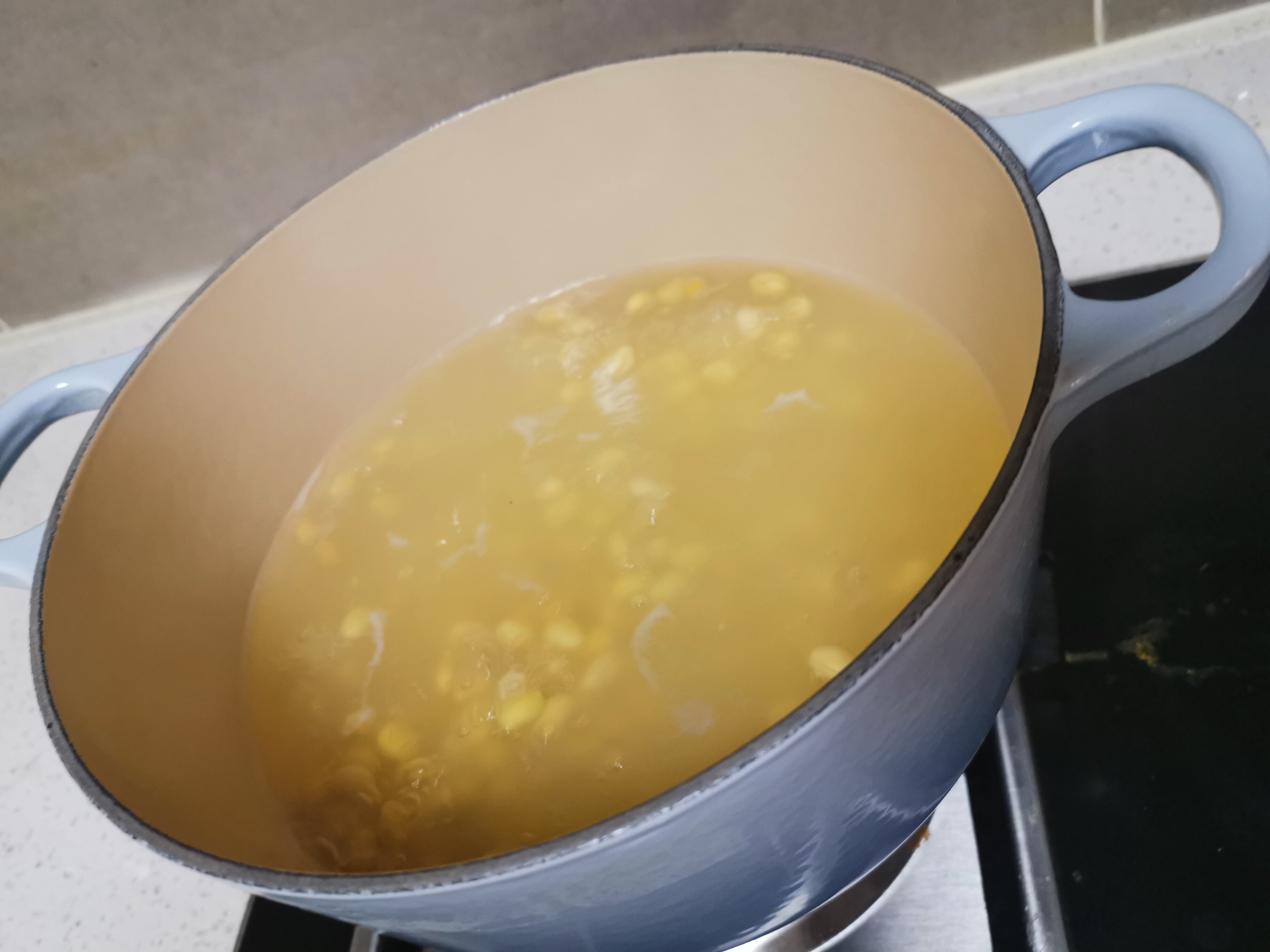 黄豆豆浆（手持搅拌棒）的做法 步骤2