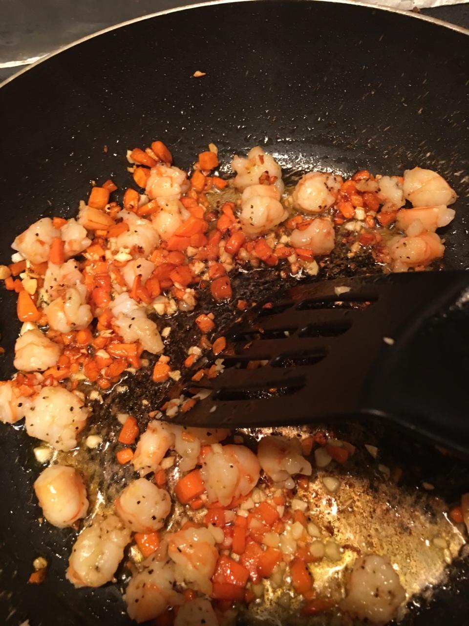 香蒜鲜虾焖饭