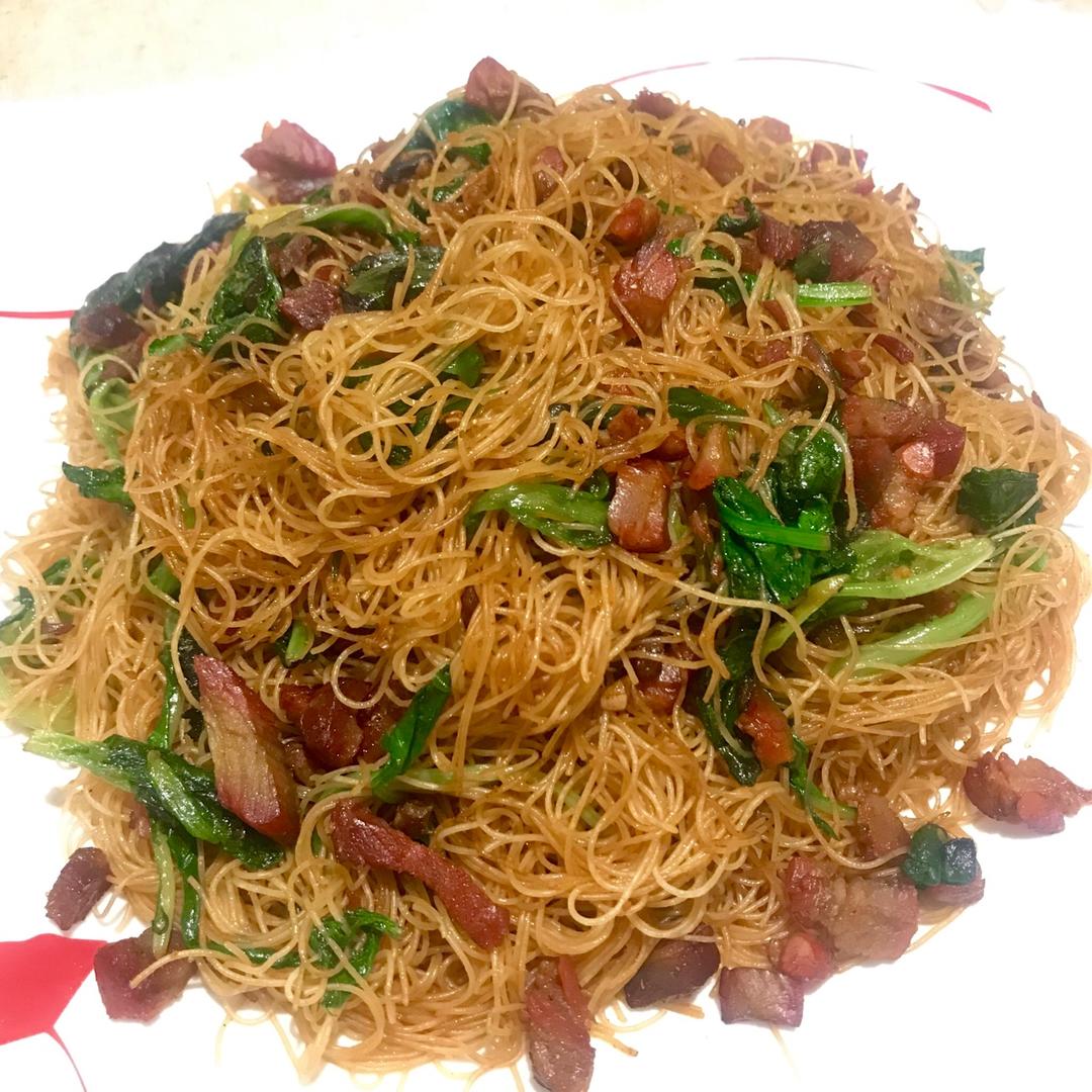 唯食忘忧做的厨师长教你鸡蛋炒米粉的家常做法满满的小技巧先收藏了