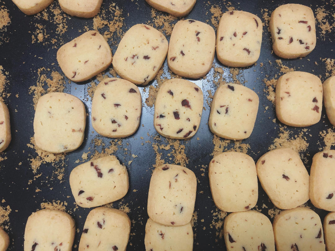 奶香浓郁酸甜酥脆的蔓越莓黄油曲奇