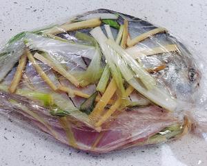烤平鱼/鲳鱼（鲜嫩清淡）的做法 步骤6