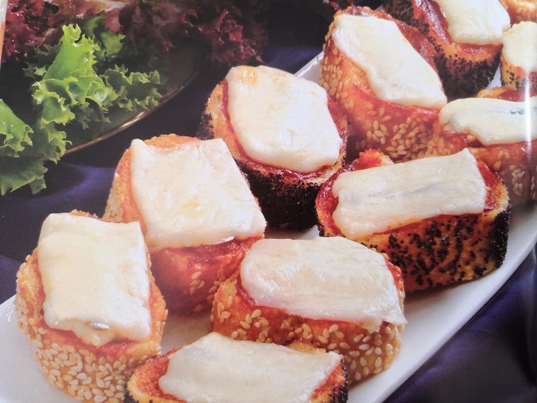 西式咸味小吃 -凤尾鱼迷你面包片的做法