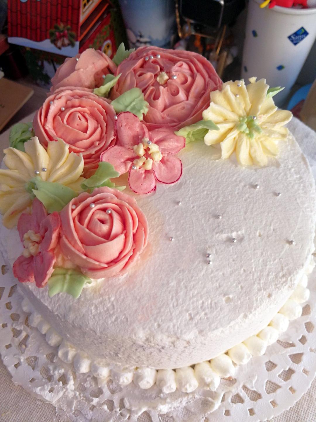 红红爱彤彤做的意式基础奶油霜