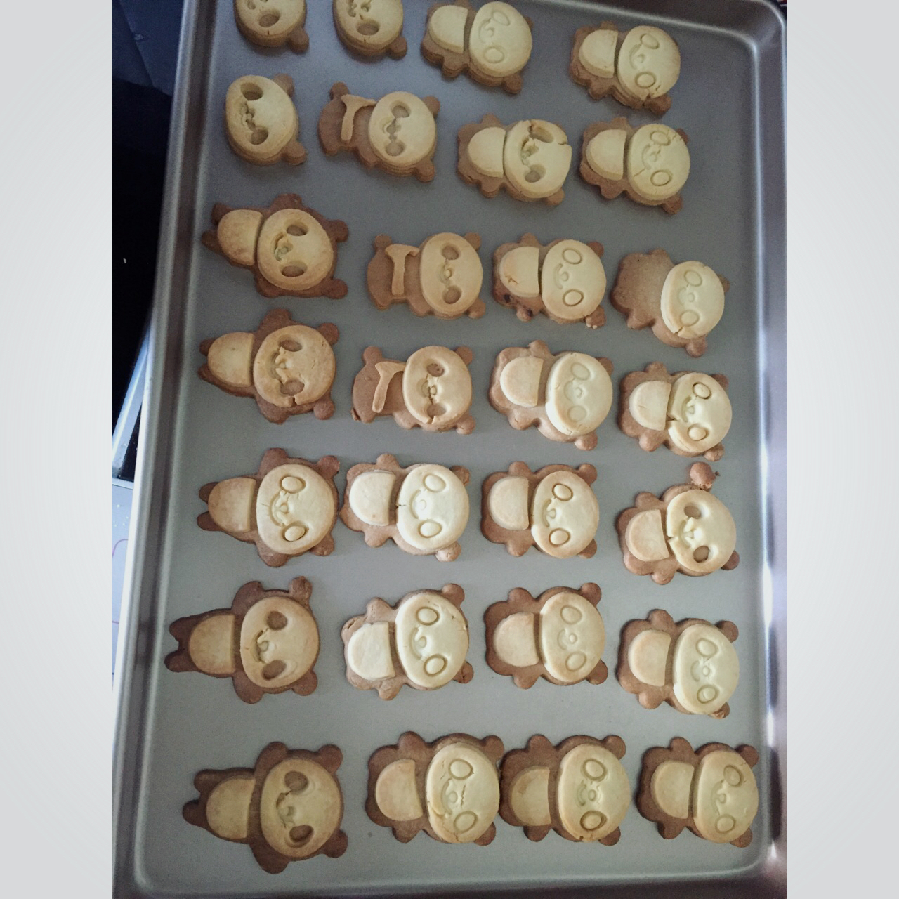 超简单！好吃又平整的糖霜饼干底的做法（附贴心小提示哦）