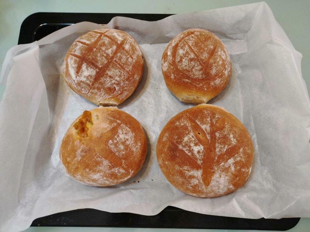 全麦蔓越莓软式欧包（免揉）