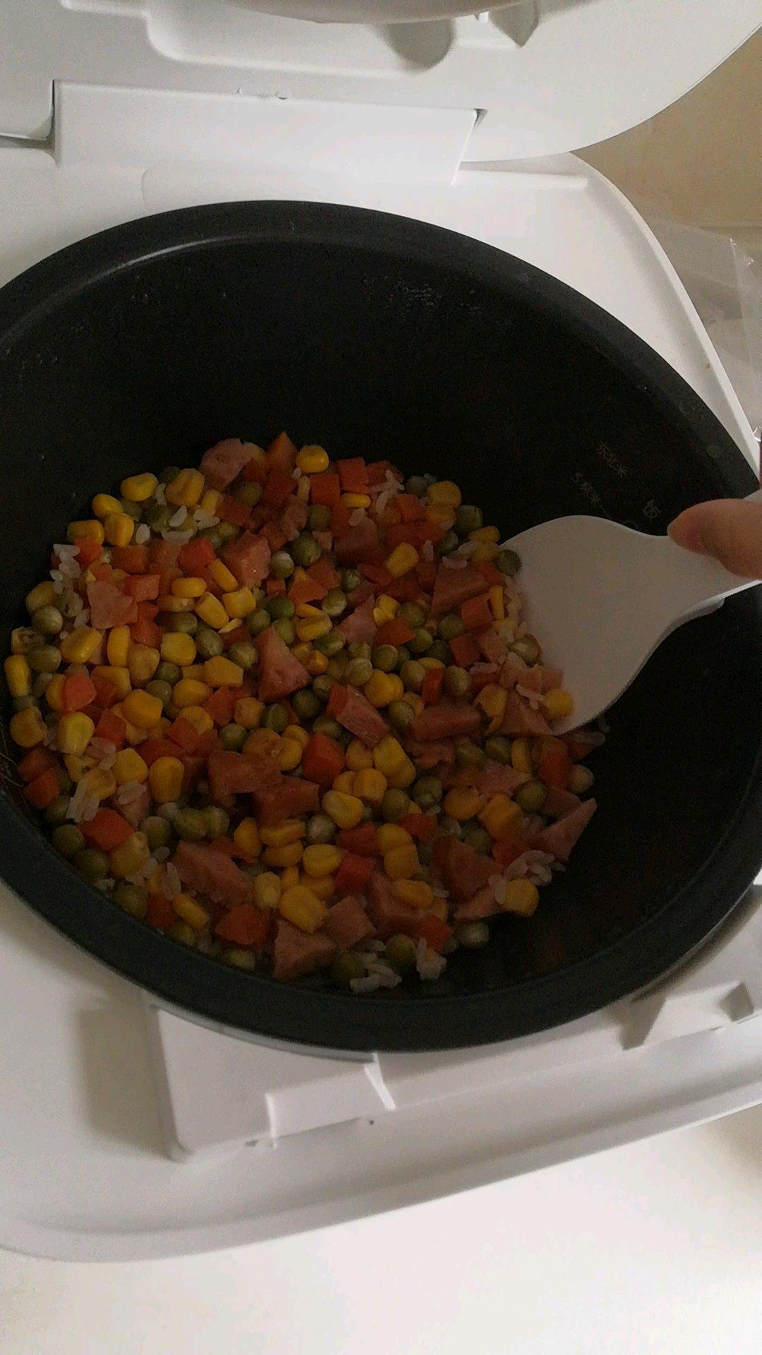 把陈乔恩吃哭的焖饭，我一口气连吃3碗，学会后再也不想吃外卖了