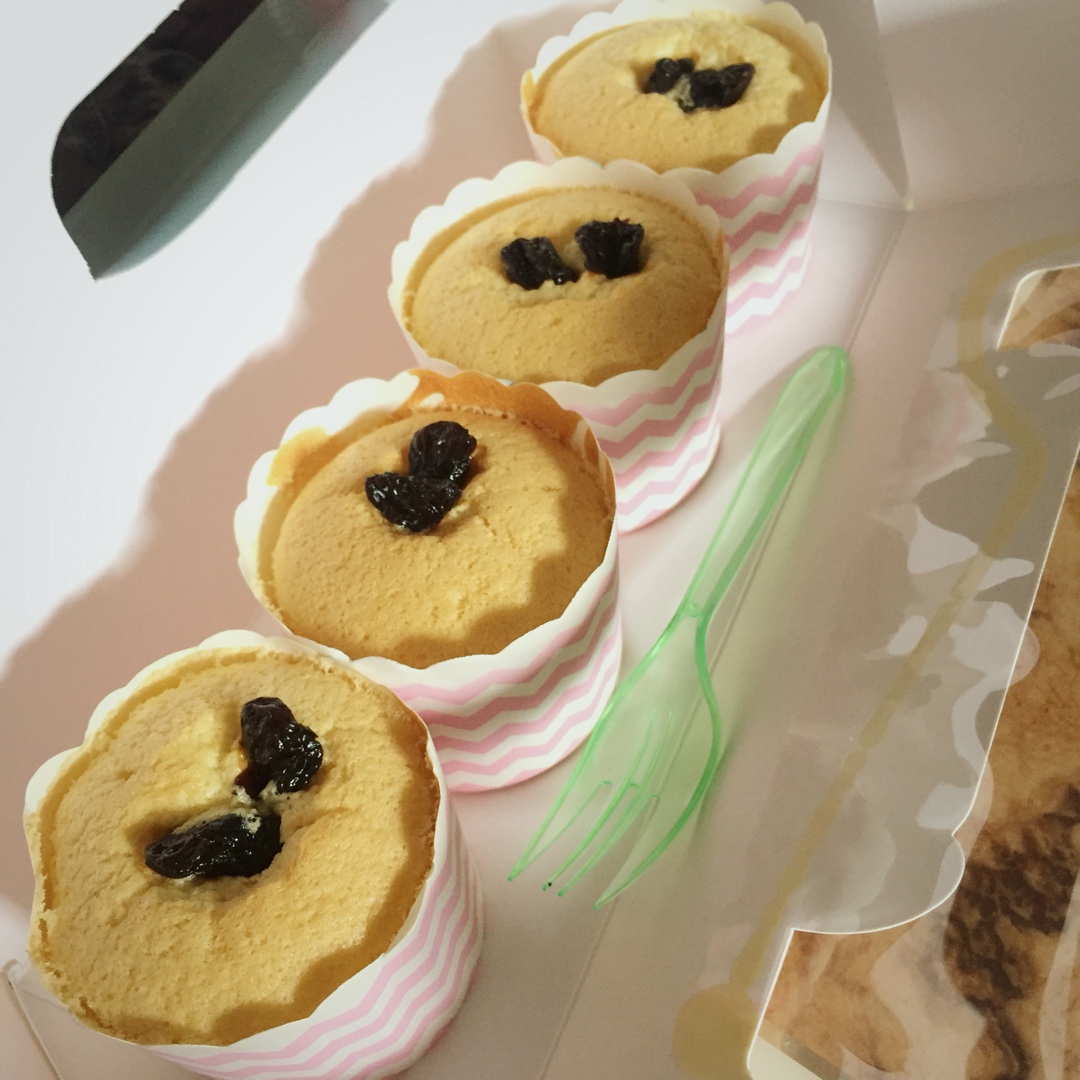 烤箱做蛋糕（戚风蛋糕的做法）
