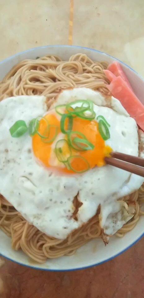 炒面~酱油炒面