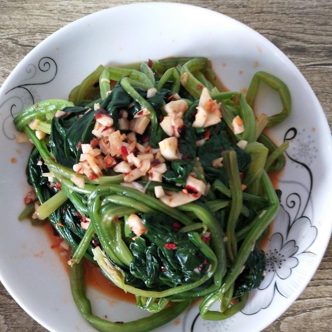 凉拌菠菜
