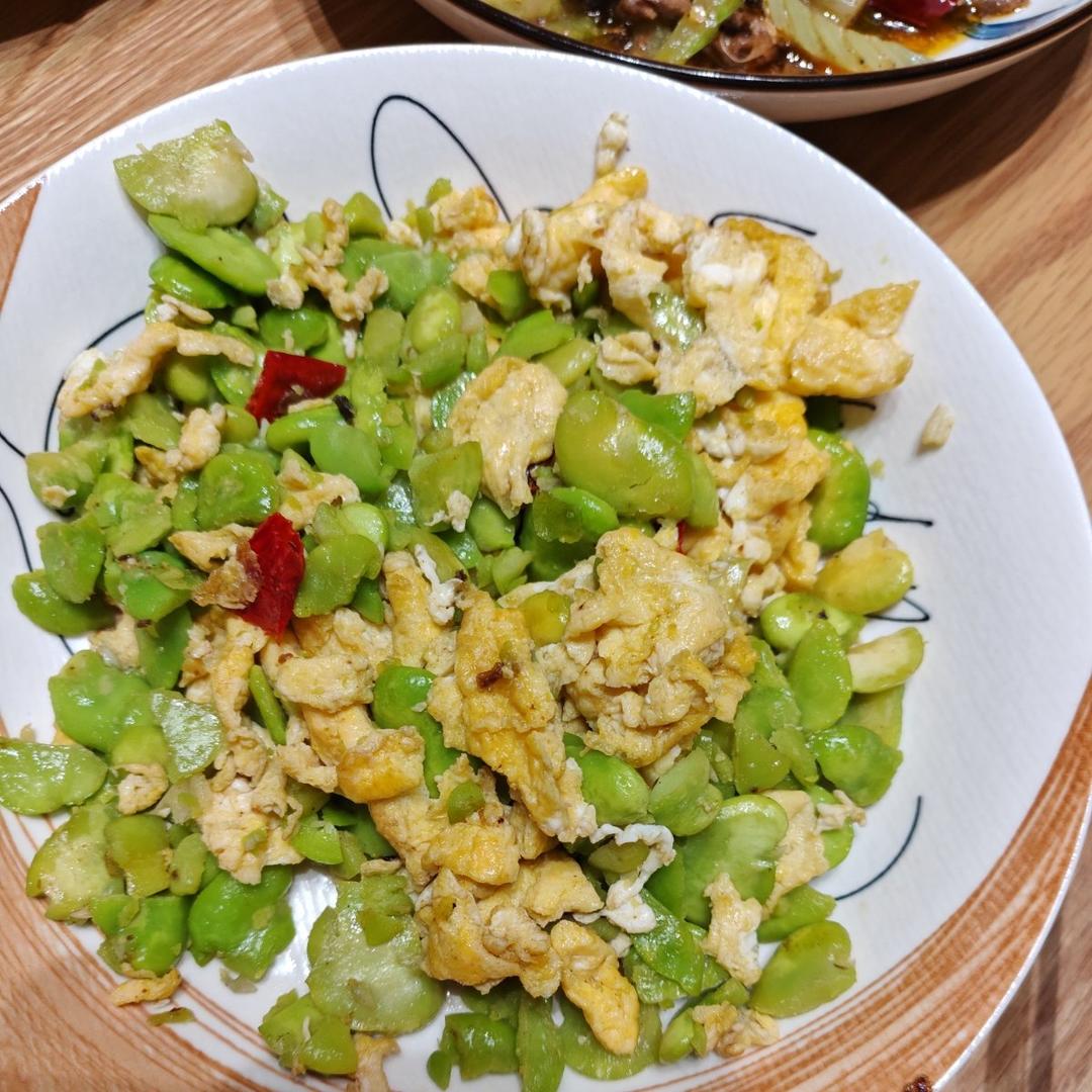 下饭菜！鸡蛋炒蚕豆米！一家人都爱吃！