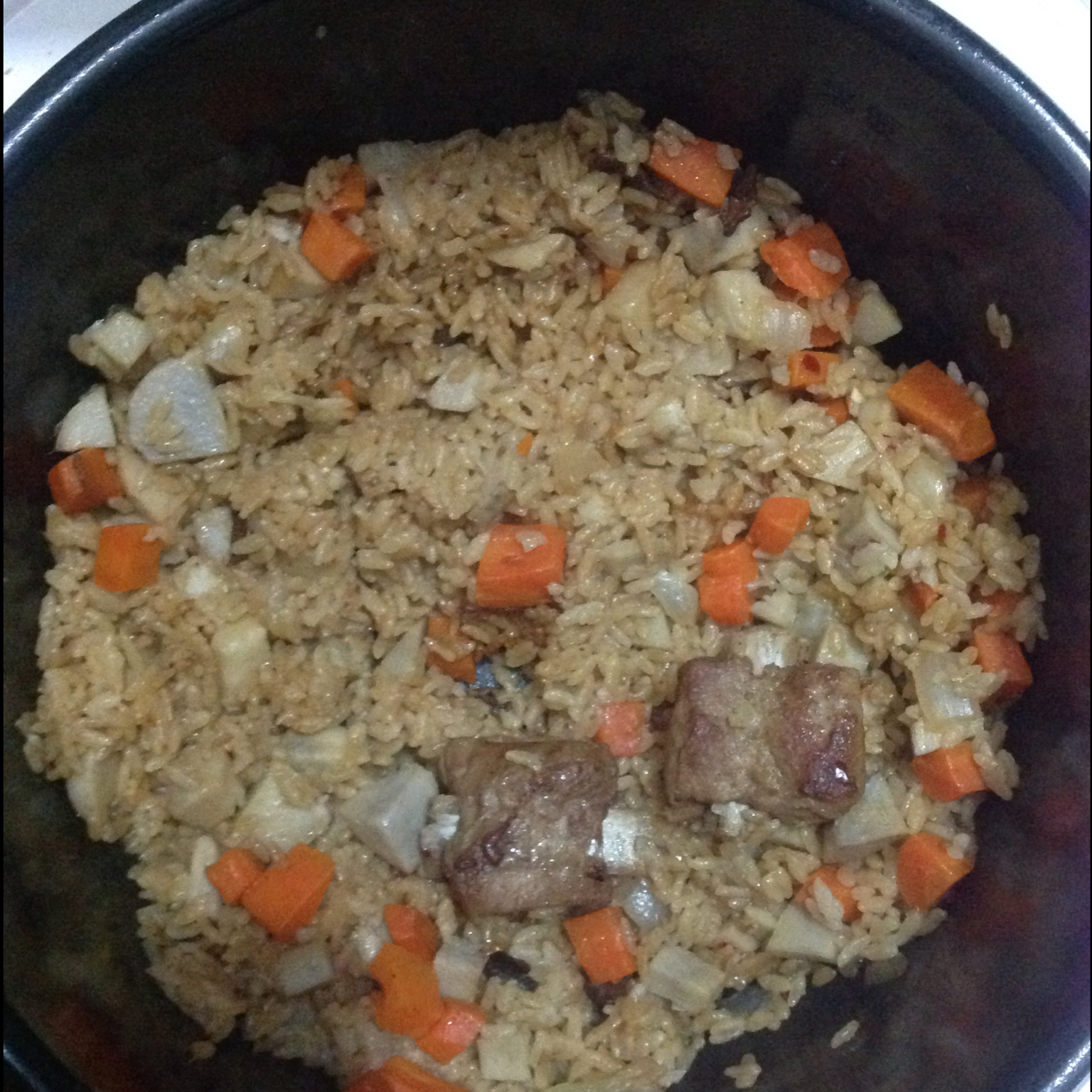 芋头排骨焖饭—有饭有肉有菜一人食