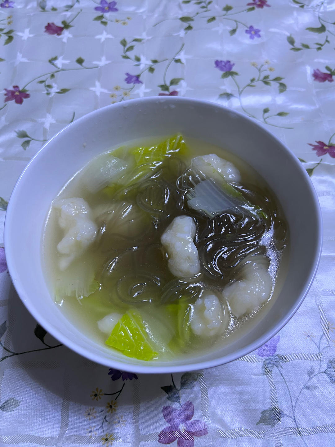 娃娃菜虾滑粉丝汤
