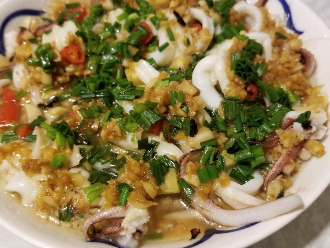 蒜蓉粉丝蒸鱿鱼🦑