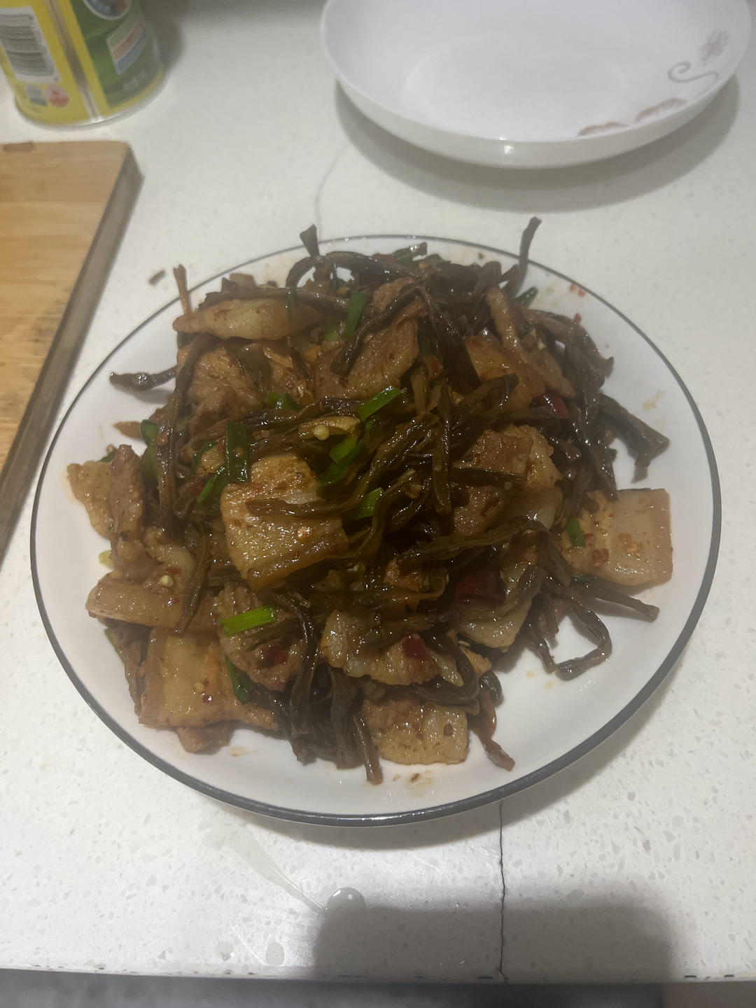 这个干豆角烧五花肉，真的太太太费米饭了🤣