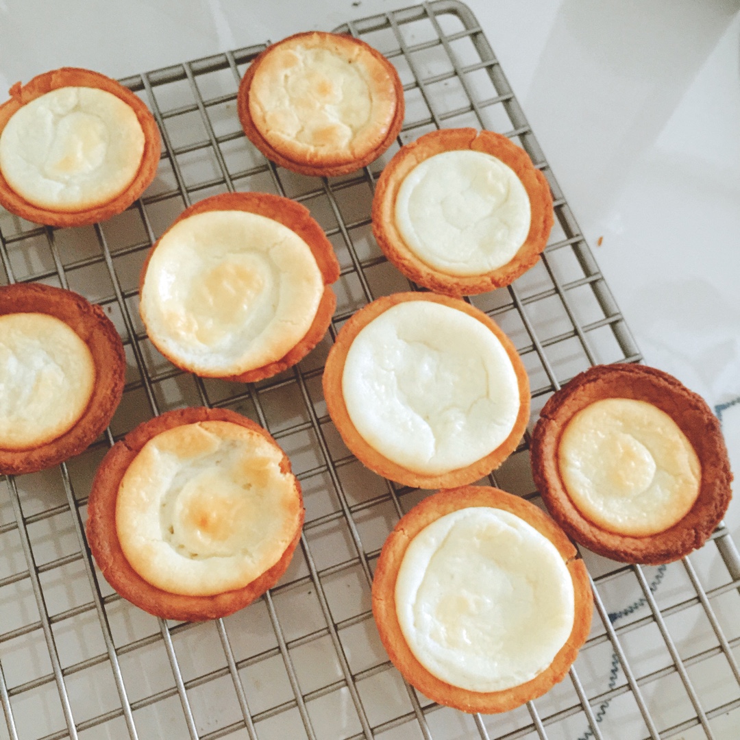 【迷你起司奶酪蛋塔】消耗淡奶油和奶酪的微酸小蛋挞