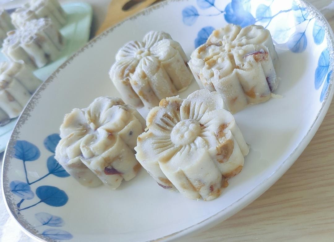 不加糖的山药糕（添加蔓越莓/葡萄干）