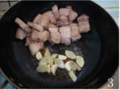 干豆角炖五花肉的做法 步骤3