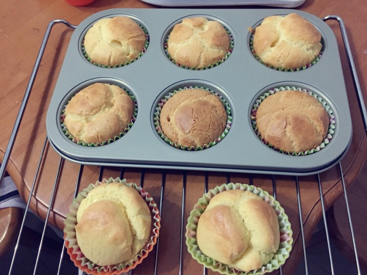 香香糯糯 米香味儿十足 糯米小蛋糕