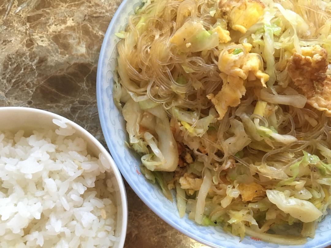 鸡蛋粉丝圆白菜