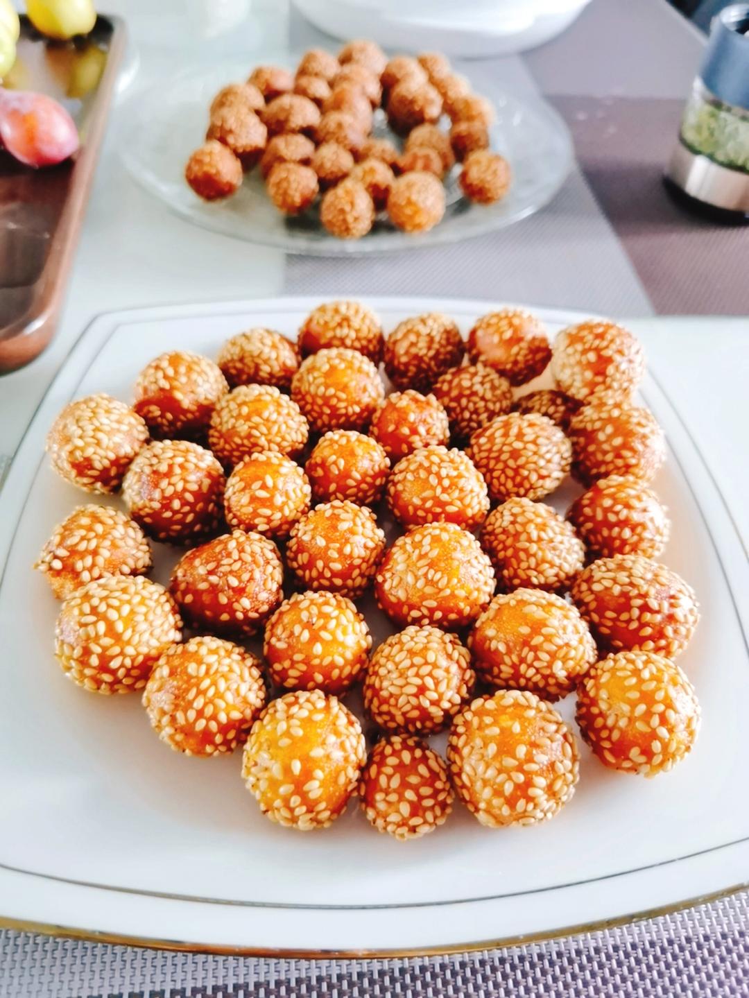 “南瓜芝麻球”聚餐必做小点心