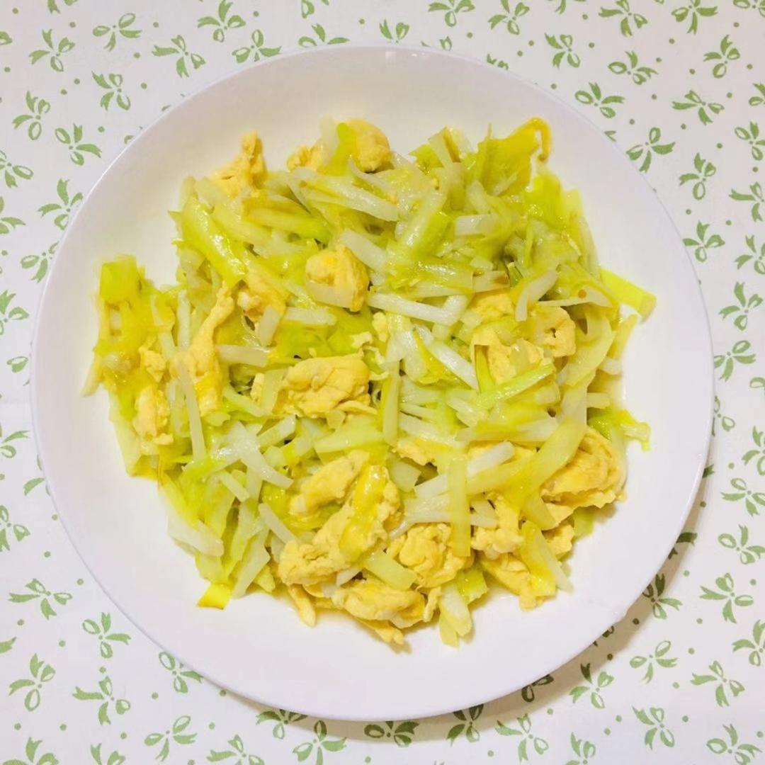 韭黄炒鸡蛋
