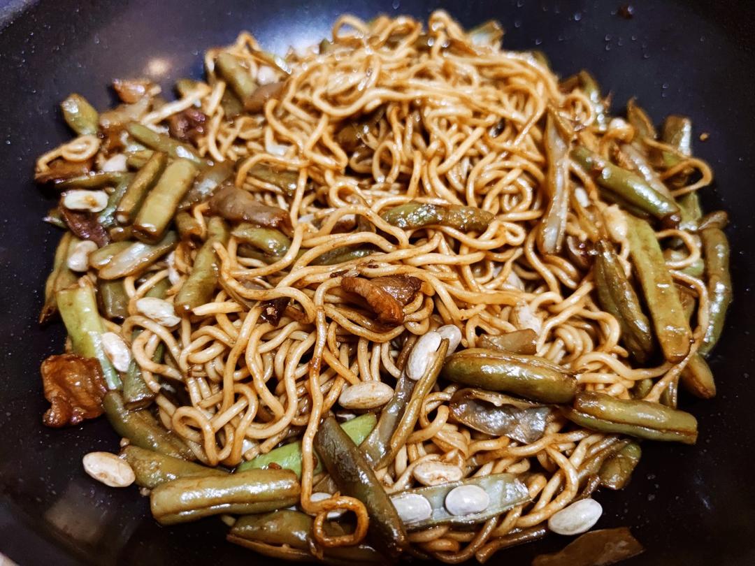 家常豆角焖面