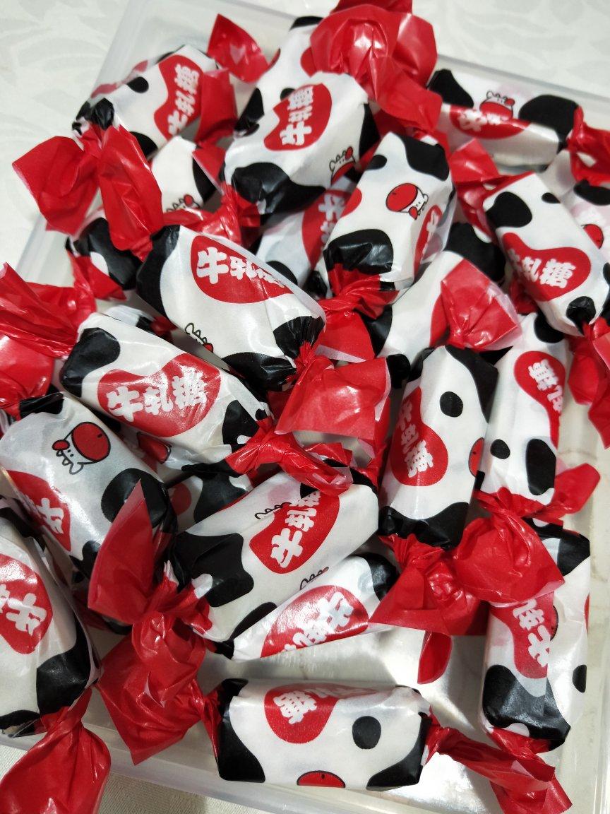 简易牛轧糖，只用蔓越莓干，配方屡试不爽，切块整齐