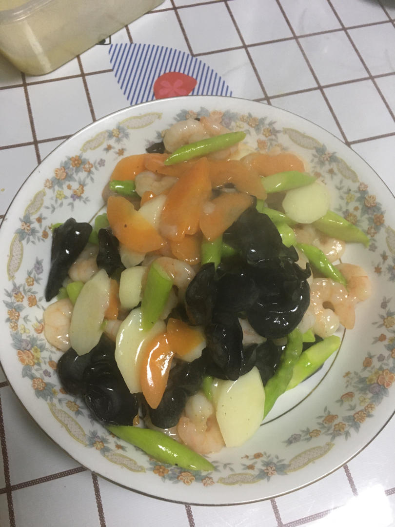 我的神仙菜单，芦笋炒虾仁山药木耳