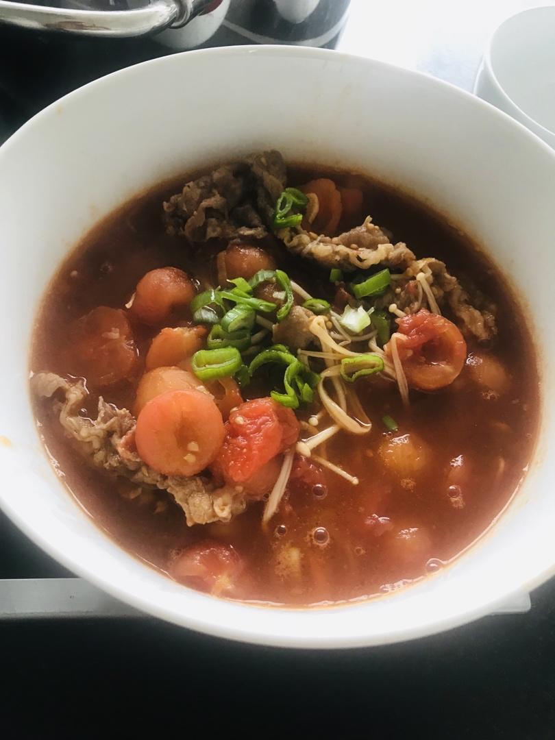 番茄肥牛金针菇