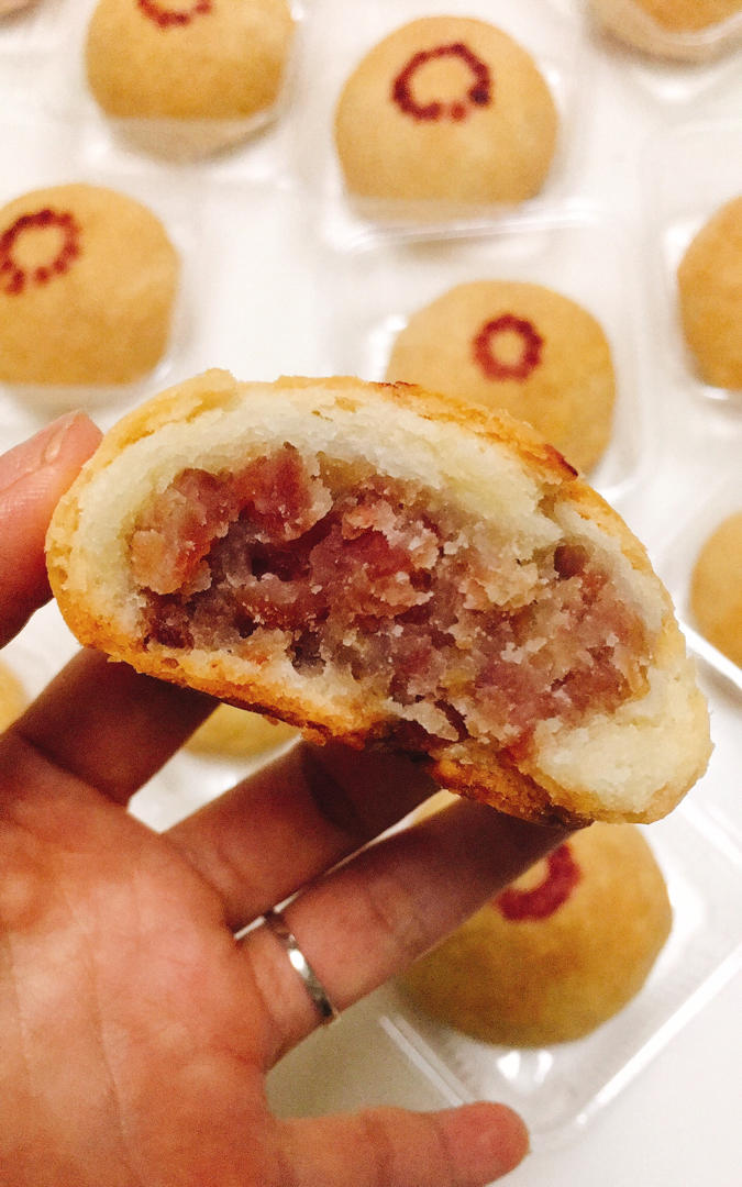 一吃就爱上的云腿月饼