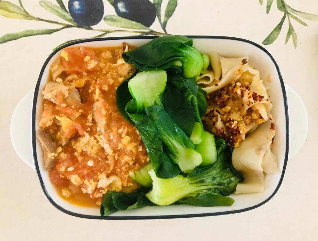 陕西面食之油泼辣子biangbiang 面