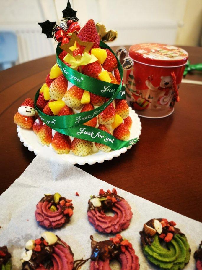 圣诞节经典草莓塔蛋糕