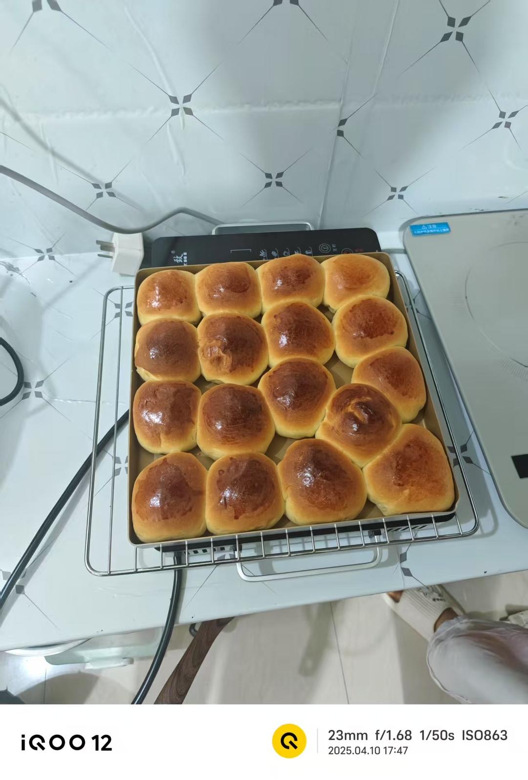 一次发酵超软淡奶油小餐包