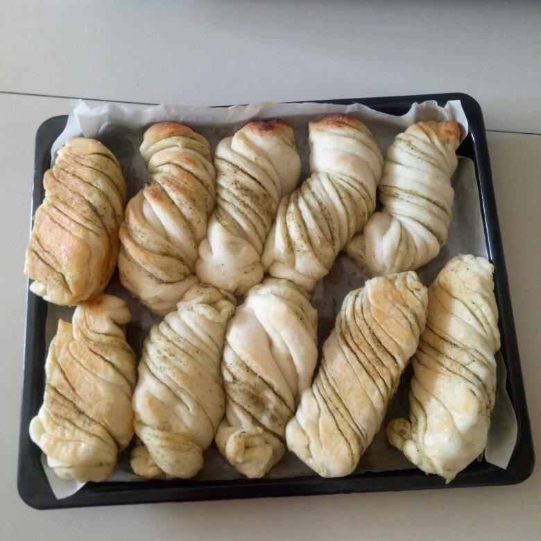 烤花馍（兰州？宁夏？反正就是很民族很家乡很好吃的烤馍馍）