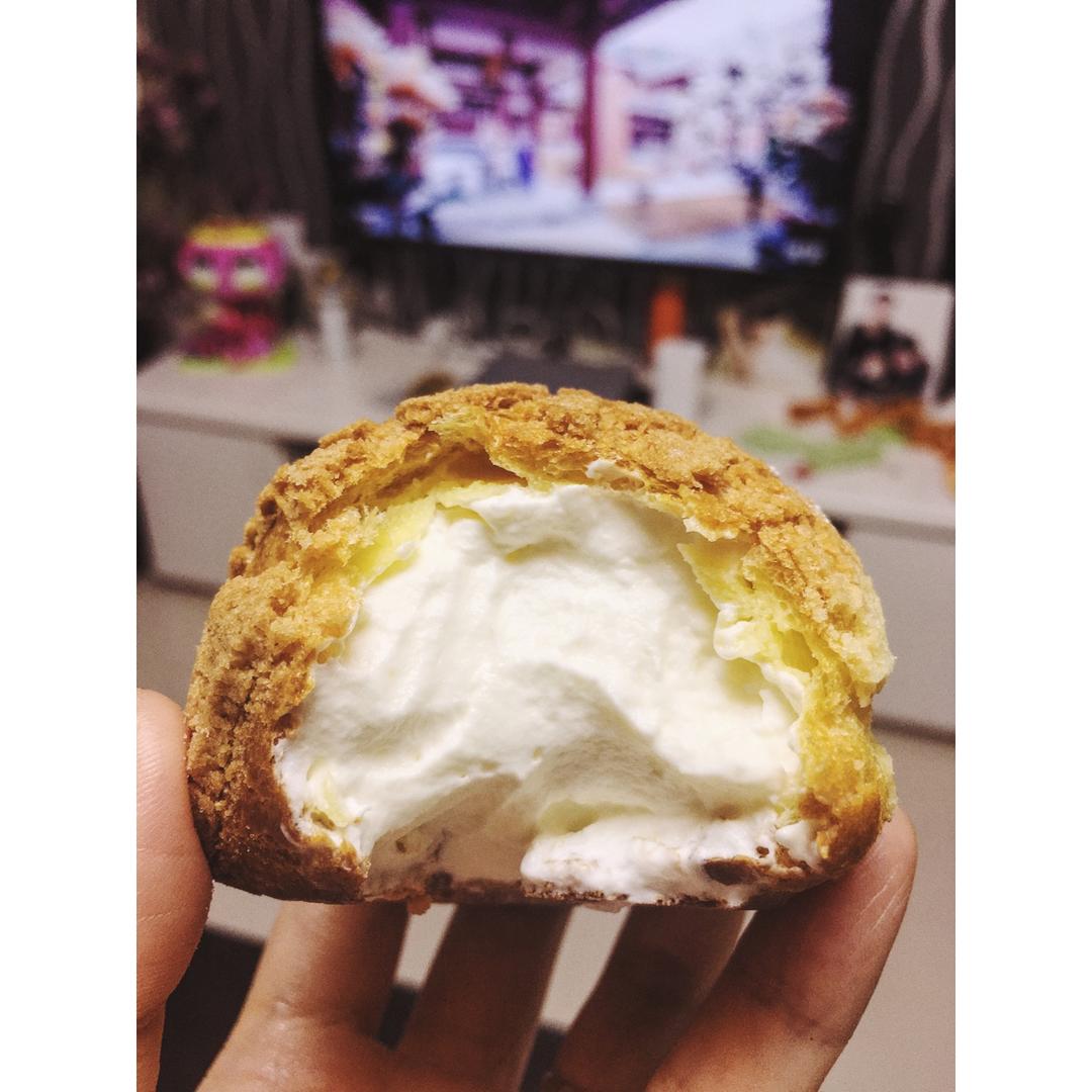 十分美味的酥皮泡芙