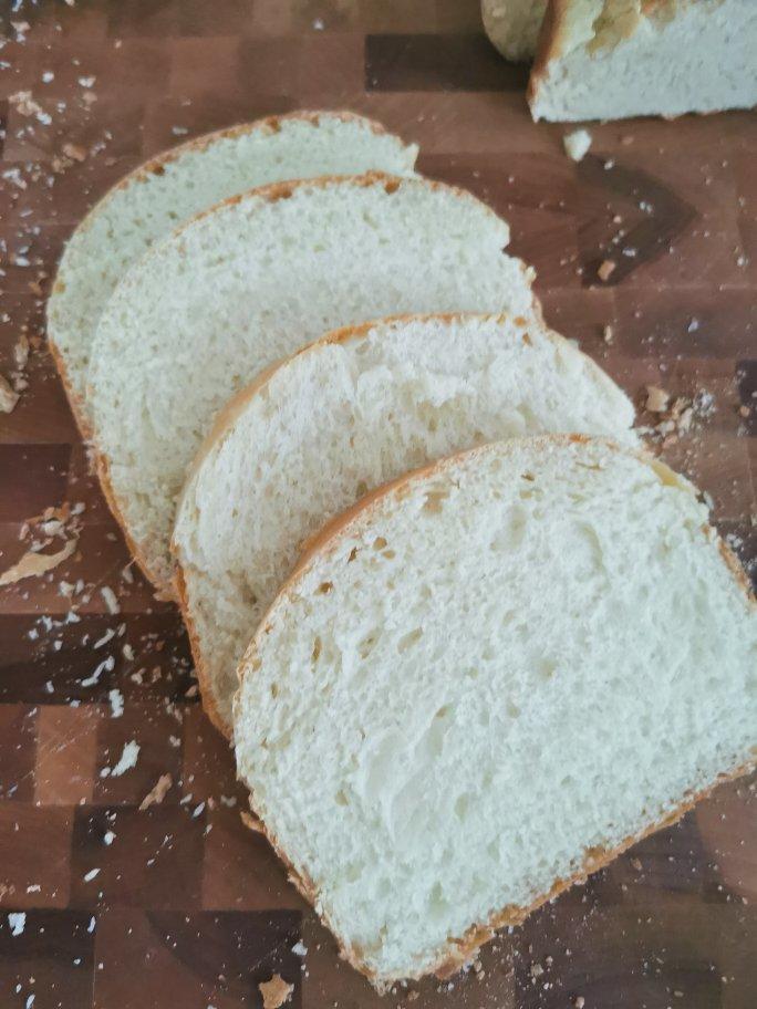 用烤箱自己做面包--手工牛奶吐司面包