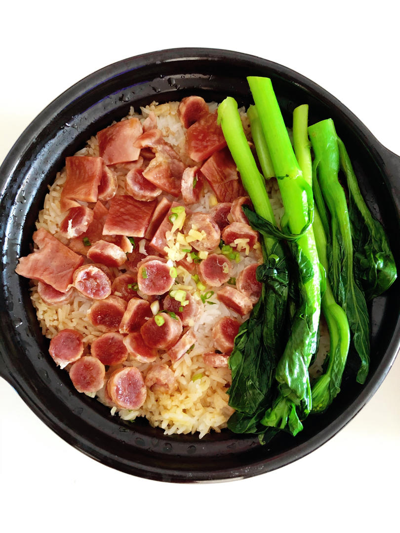 腊味煲仔饭，20分钟饭菜同出